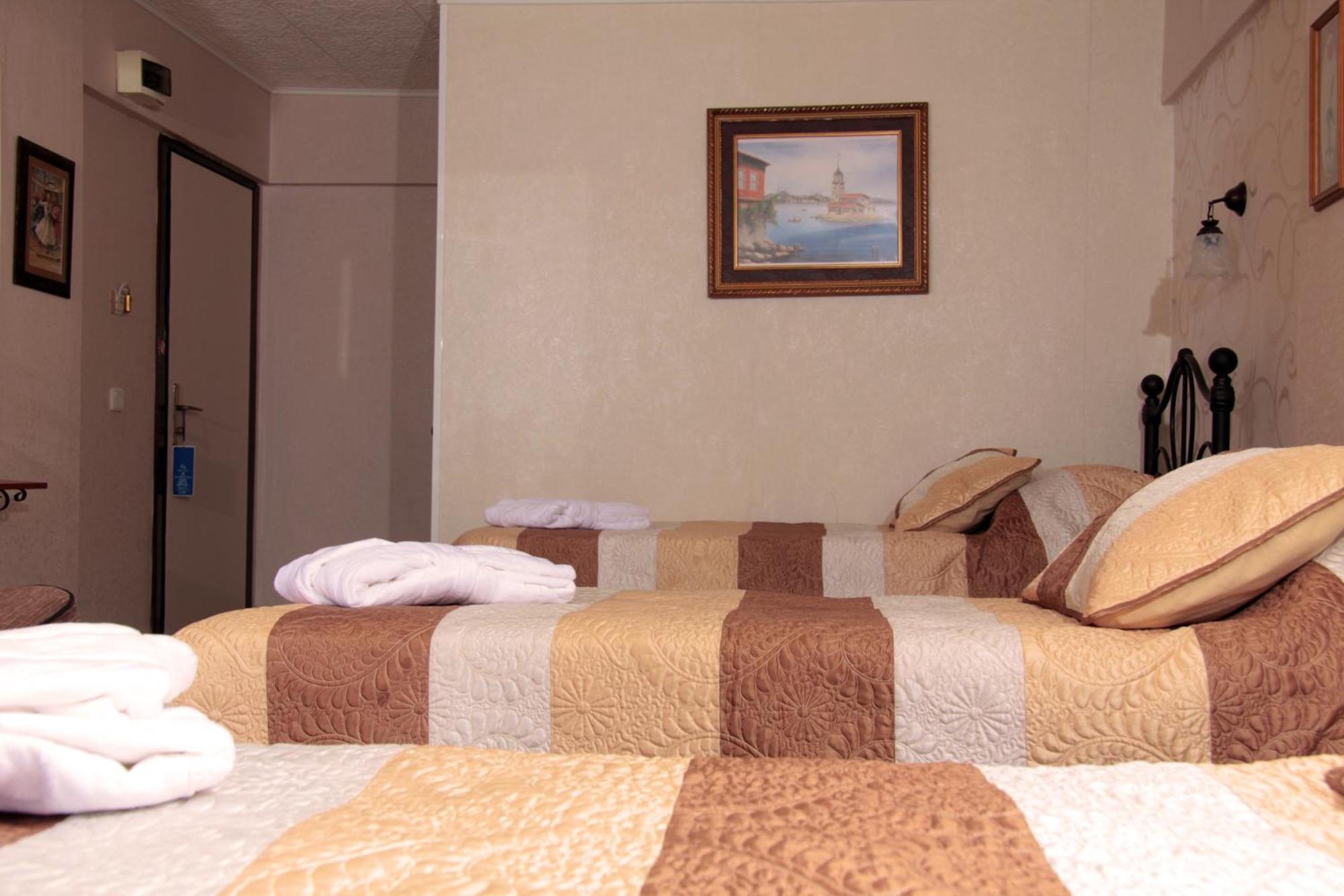 Hotel Nezih Istanboel Buitenkant foto